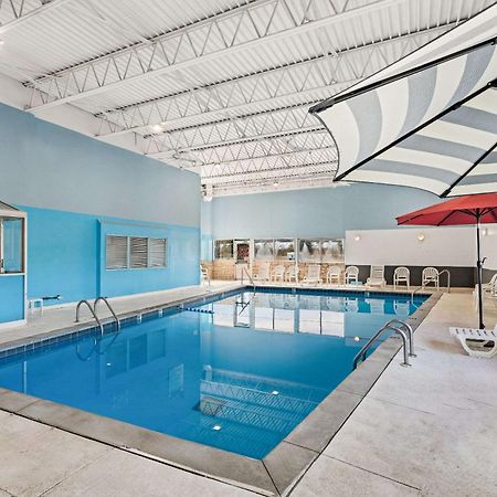 Quality Inn & Suites Near I-480 And I-29 Council Bluffs Εξωτερικό φωτογραφία