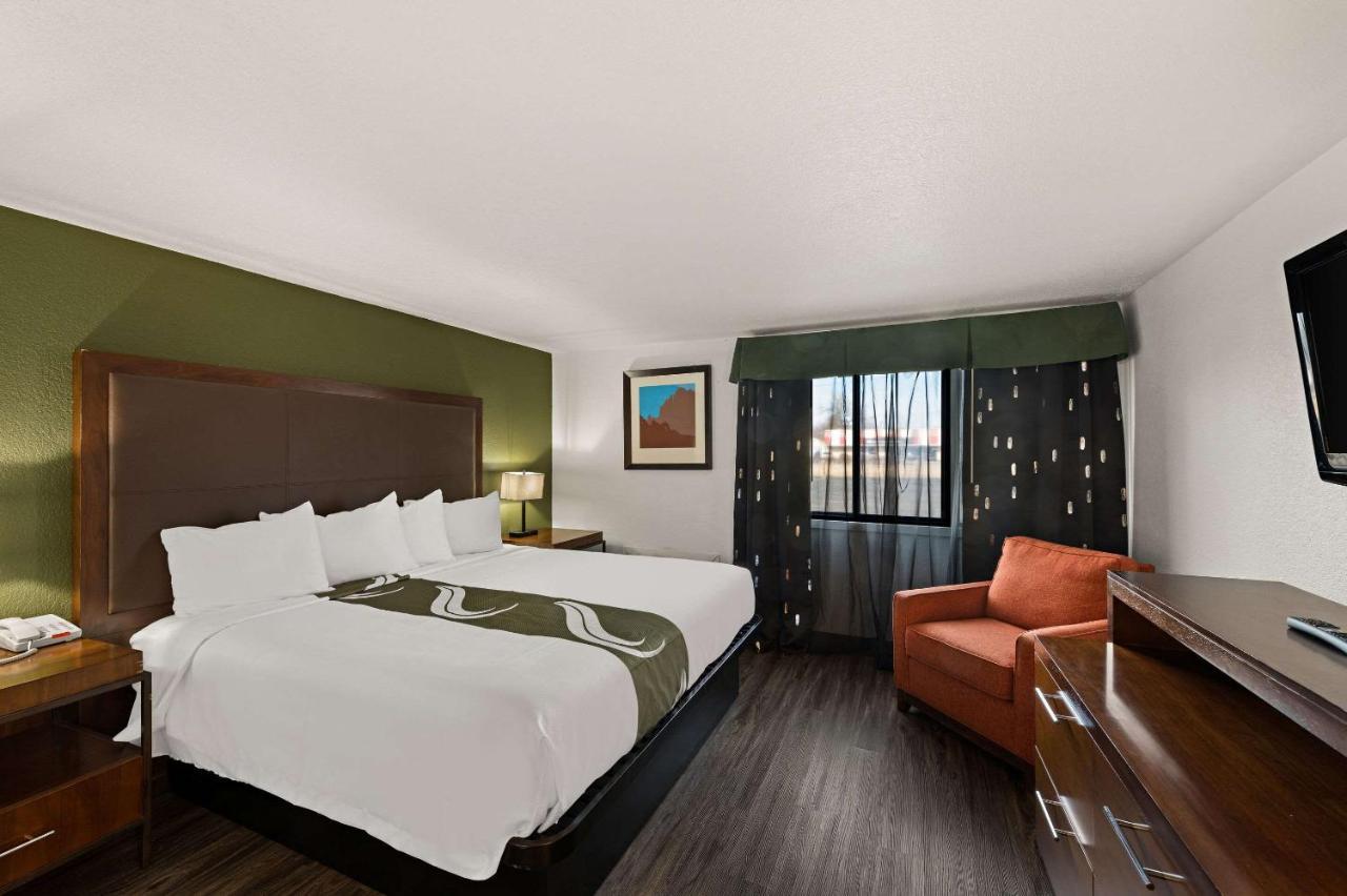 Quality Inn & Suites Near I-480 And I-29 Council Bluffs Εξωτερικό φωτογραφία
