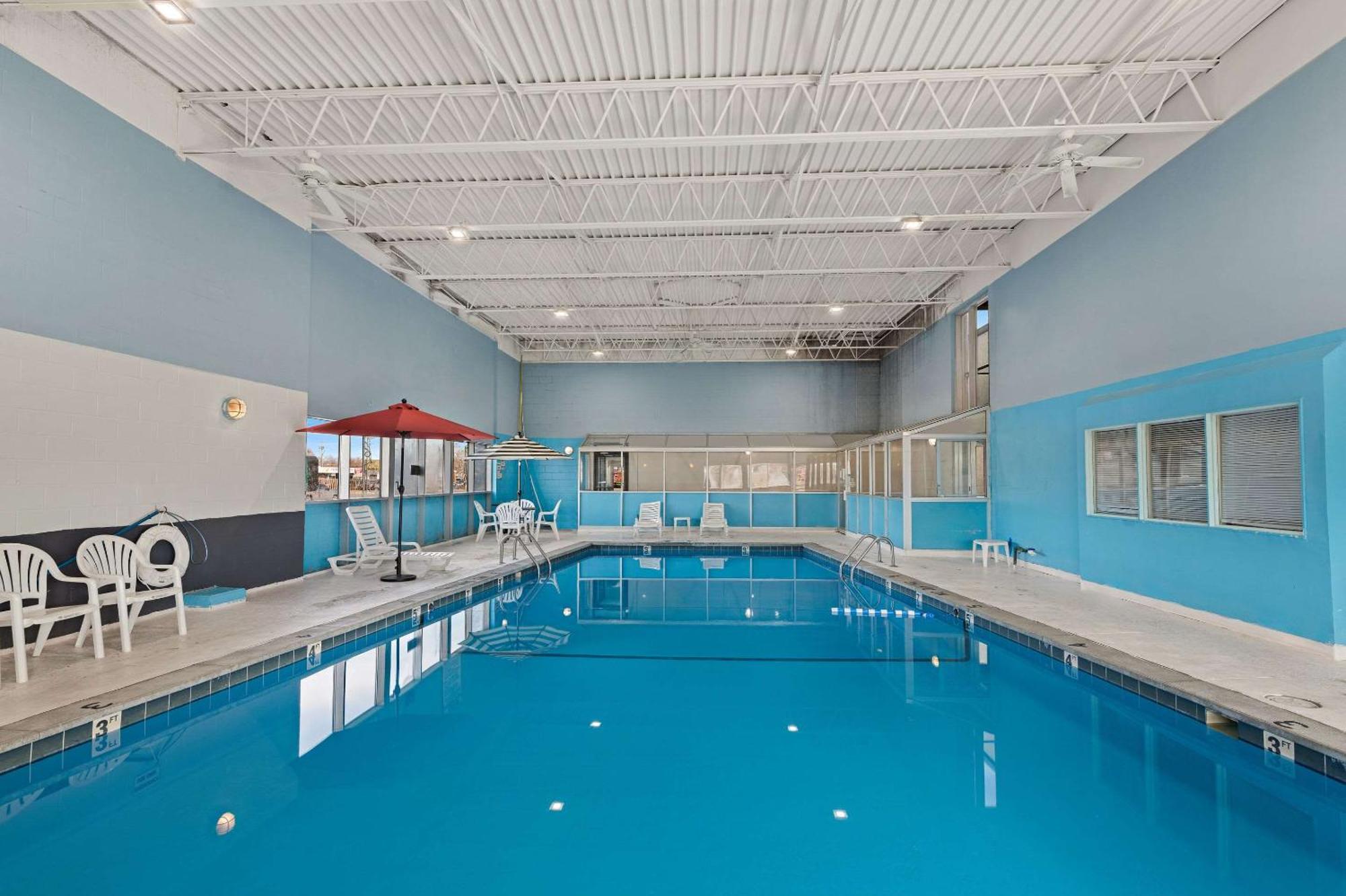 Quality Inn & Suites Near I-480 And I-29 Council Bluffs Εξωτερικό φωτογραφία